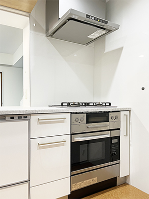 作るのも片付けも♪家族みんなのキッチンスペース　港区K様邸